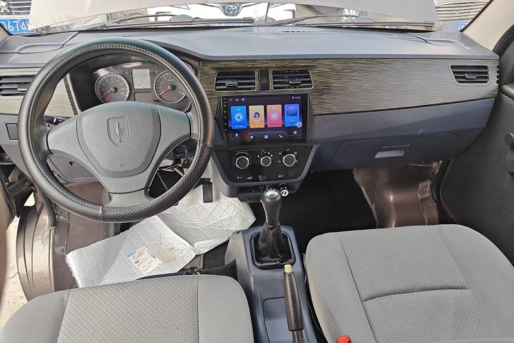 Used Jinbei Hiace X30 2020 1.5L Super-Comfortable Version China VI Standard SWC15M