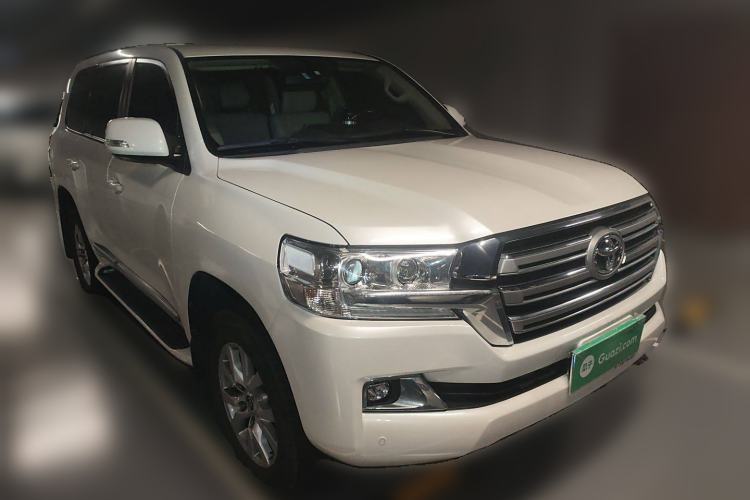 Used Toyota Land Cruiser 2018 4.0 Iron-Wheel Refrigerator Basic Electric Base Version—Middle East