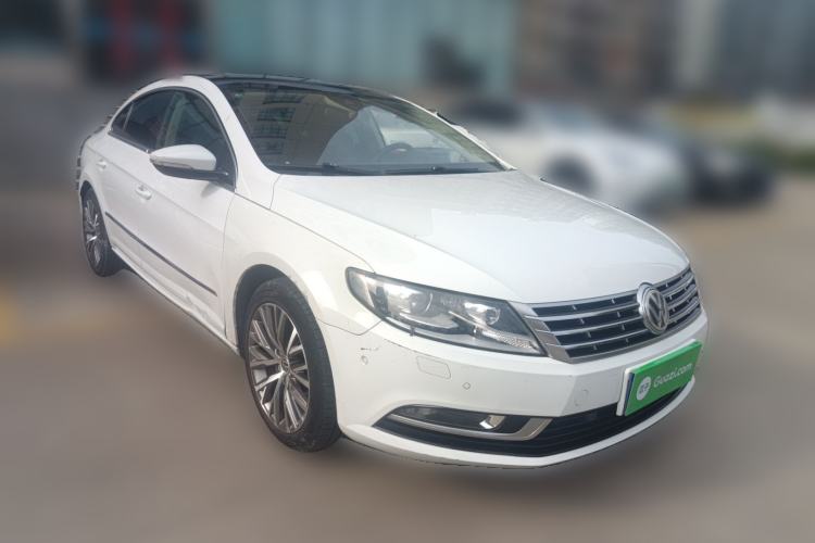 Used Volkswagen FAW-Volkswagen CC 2013 2.0 TSI Ultimate Model Front Right 45 Deg