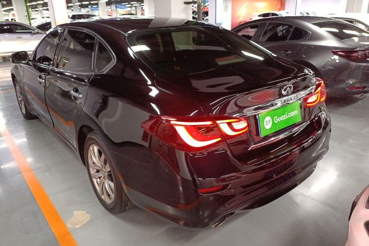 Used Infiniti Q70 2017 Q70L 2.5L Elite Edition Rear Left 45 Deg