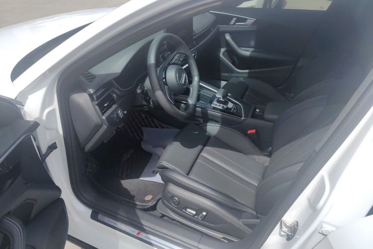 Used Audi A4L 2024 40 TFSI Luxury Dynamic Edition (Starry Night Version)