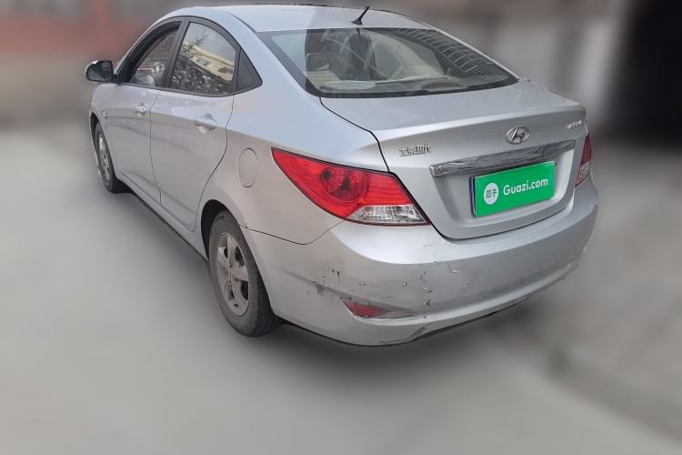 Used Hyundai Verna (older generation) 2010 Sedan 1.4L Manual Comfort GS
