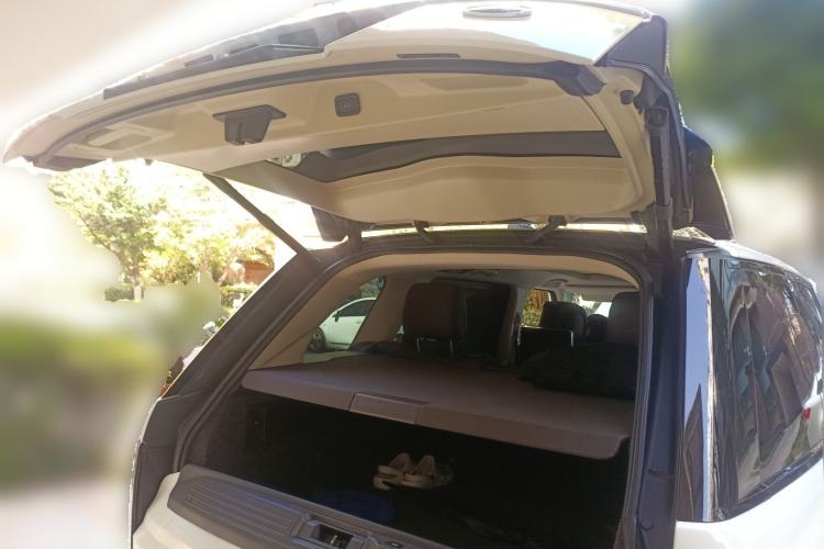 Used Land Rover Range 2019 3.0 SC V6 Long-wheelbase Version Trunk