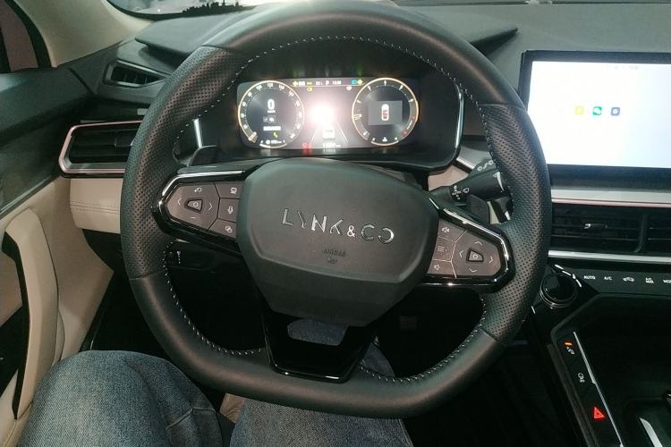 Used Lynk & Co 06 2023 Remix 1.5T Shero Steering Wheel