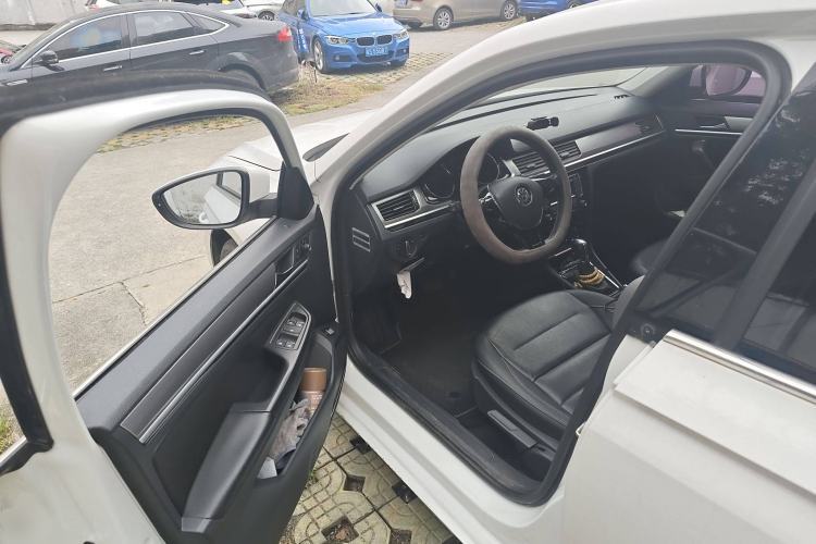 Used Volkswagen Bora 2016 1.6L Automatic Comfort Model
