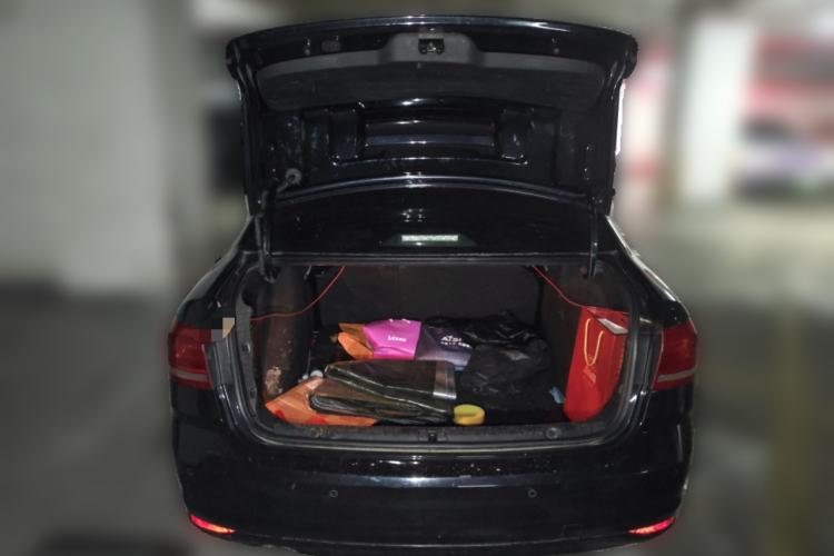 Used Volkswagen Lavida 2015 1.6L Manual Comfort Edition Trunk