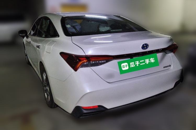Used Toyota Avalon 2019 Dual-Engine 2.5L Luxury Edition China VI Standard