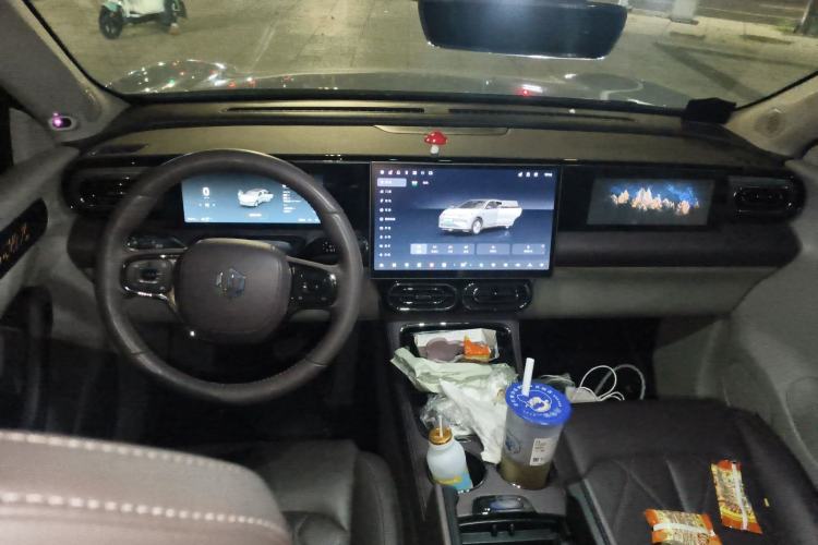 Used Leapmotor C11 2024 All-Electric 580 Luxury Edition