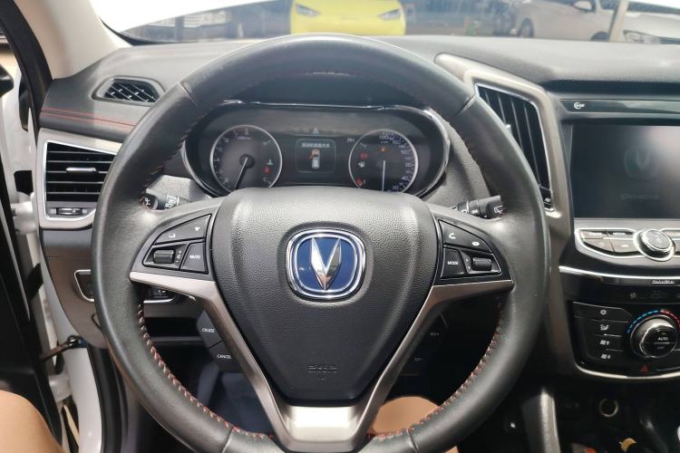 Used Changan CS75 2017 Shangkui Edition 1.8T Automatic All-Wheel-Drive Luxury Model
