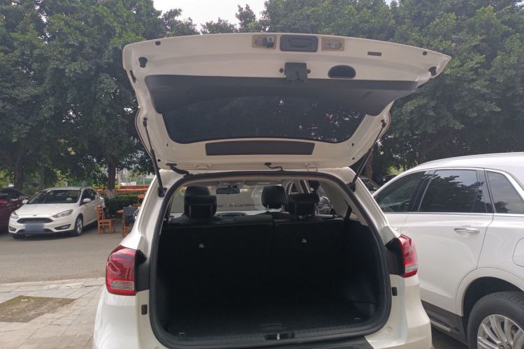 Used Kia KX3 2017 1.6L Automatic Aoya Version