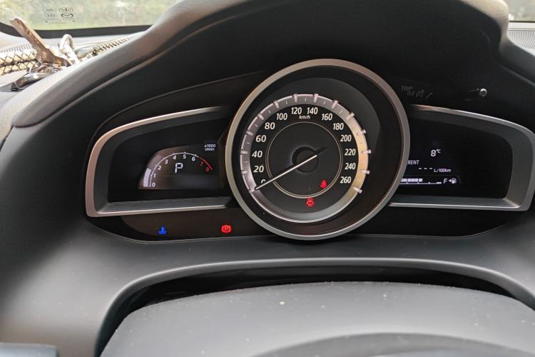 Used Mazda CX-4 2016 2.0L Automatic 2WD Blue Sky Dynamic Edition
