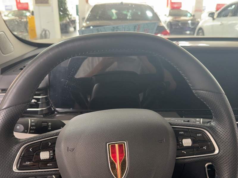 Used Hongqi HS5 2023 2.0T Qixiang Pro Edition — 3