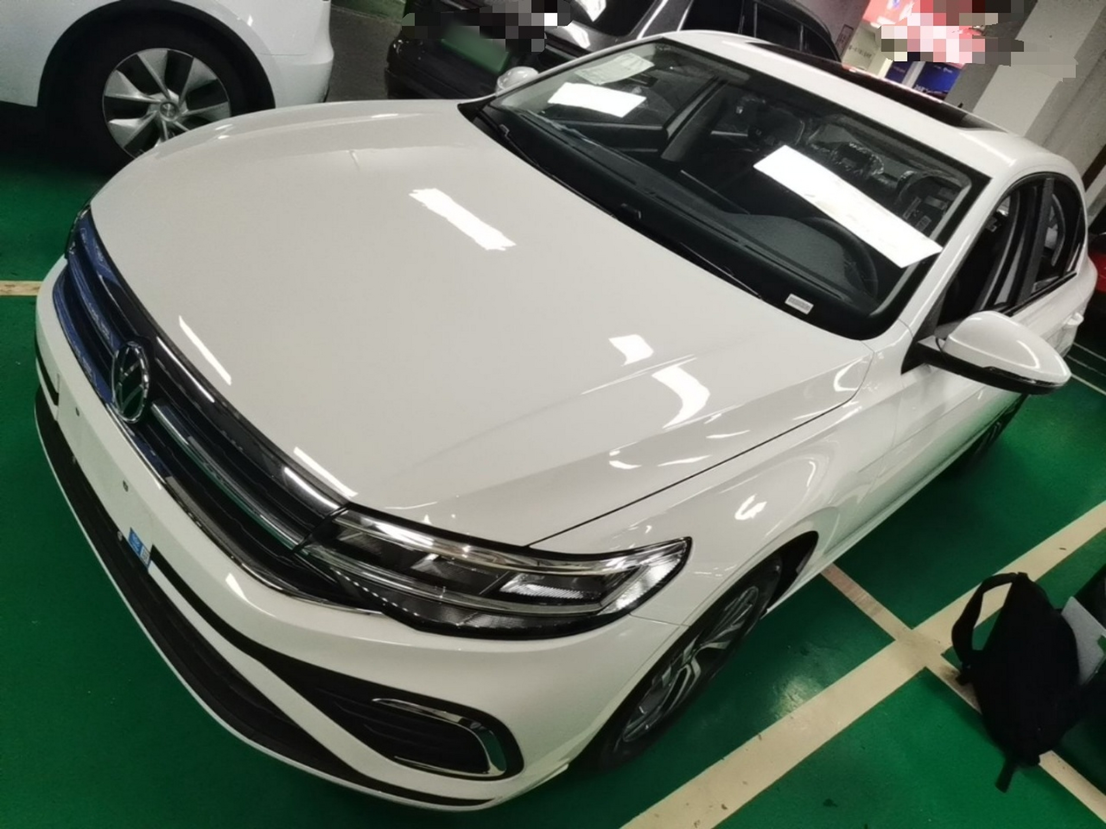 Parte inferior delantera