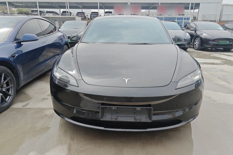 Used Tesla Model 3 2023 Rear-Wheel-Drive Version
