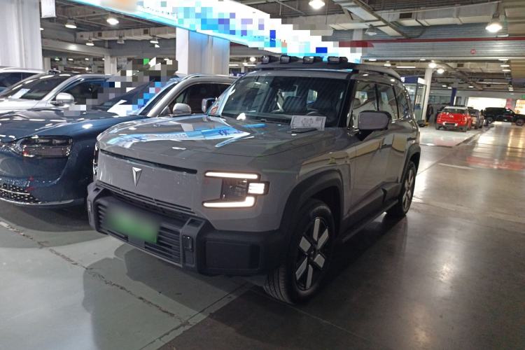 Used Deepal G318 2024 Four-Wheel-Drive Air Suspension Model