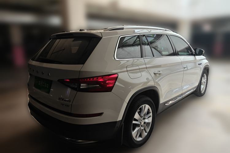Used Skoda Kodiaq 2019 Facelifted TSI330 5-Seater Two-Wheel-Drive Luxury Enjoyment Edition China VI Standard Rear Right 45 Deg
