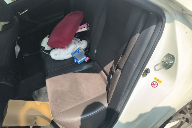 Used Toyota Reiz 2013 2.5V Shangrui Edition Left Rear Seat