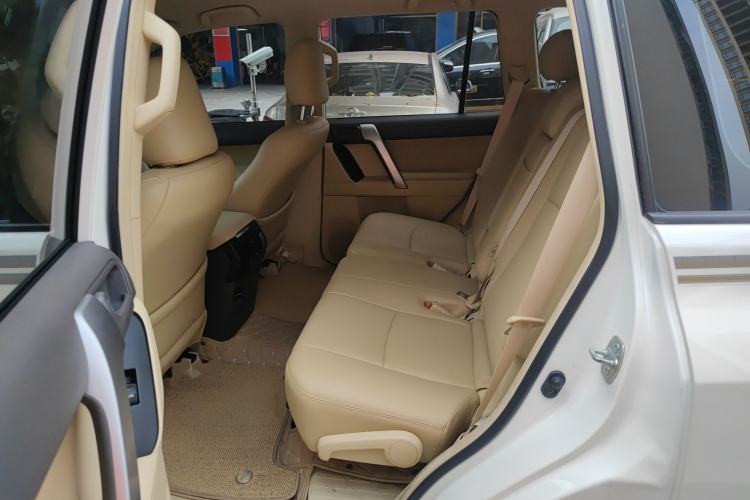 Used Toyota Prado 2017 2.7L Parallel Import