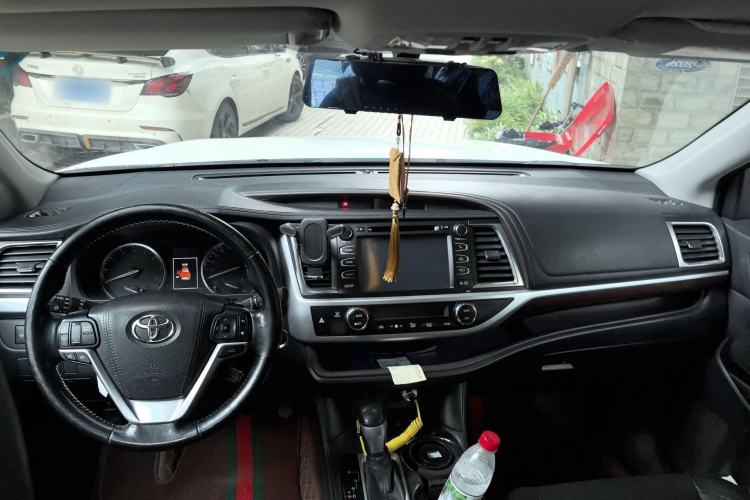 Used Toyota Highlander 2017 2.0T Four-Wheel Drive Ultimate Edition 7 Seats