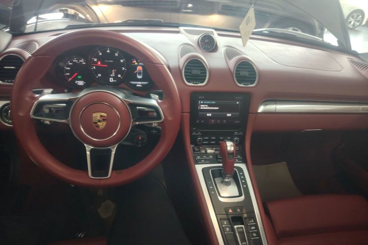 Used Porsche 718 2022 Boxster 2.0T
