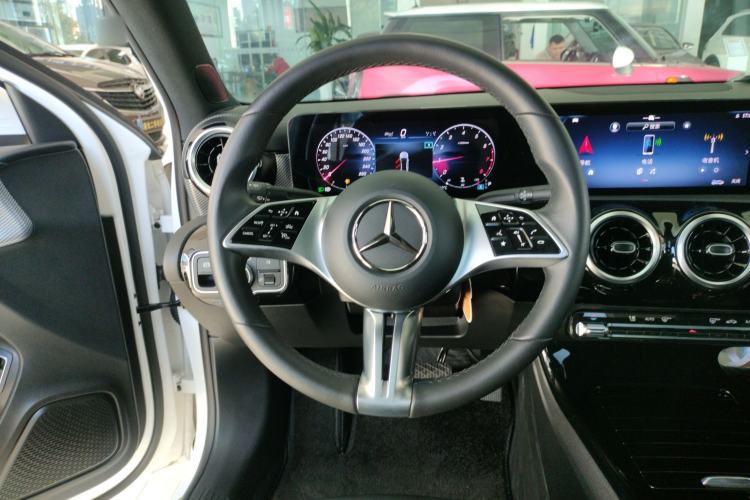 Used Mercedes-Benz A-Class 2023 A 180 L Steering Wheel