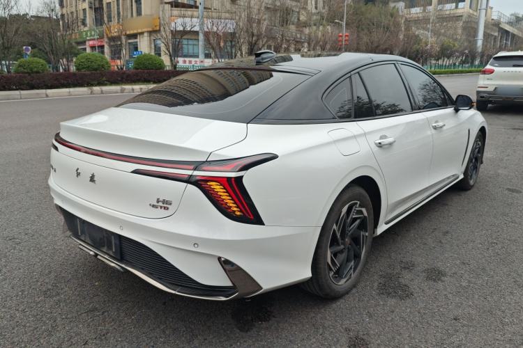 Used Hongqi H6 2023 2.0T Zhiyi Version