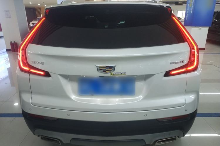 Used Cadillac XT4 2018 28T Two-Wheel Drive Leading Version