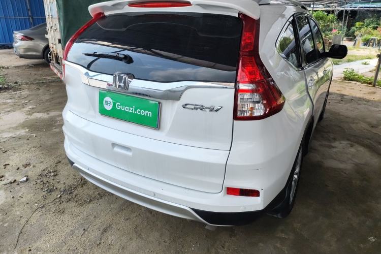 Used Honda CR-V 2016 2.0L Two-Wheel Drive Classic Edition Rear Right 45 Deg