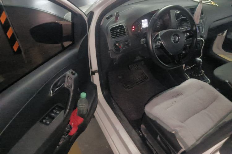 Used Volkswagen Polo 2016 1.6L Automatic Comfort Model Driver Seat