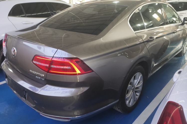 Used Volkswagen Magotan 2017 330TSI DSG Luxury Model