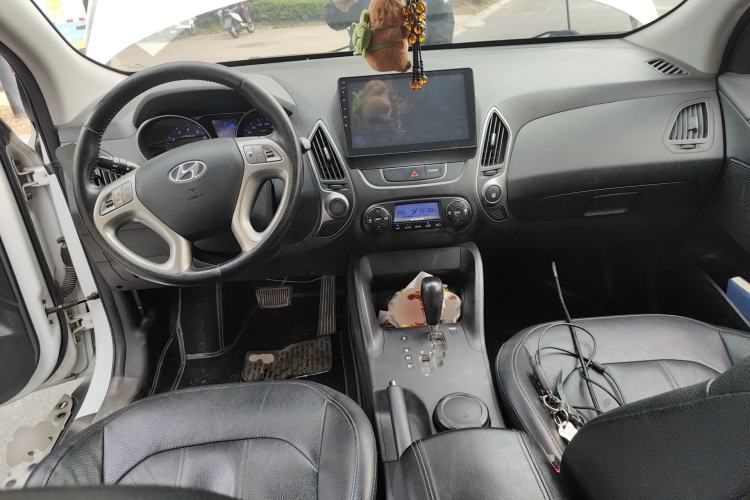 Used Hyundai ix35 2013 2.0L Automatic Two-Wheel Drive Smart GLS China IV Standard
