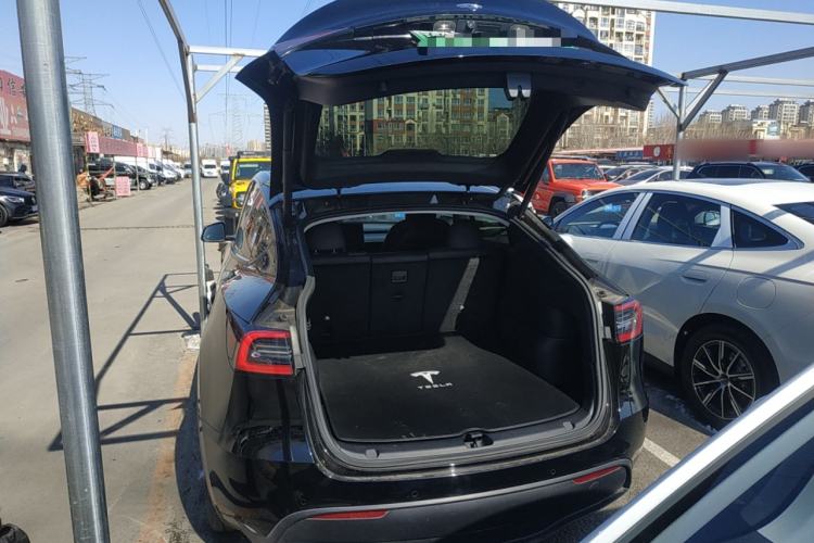 Used Tesla Model Y 2021 Standard Range Rear-Wheel Drive Version