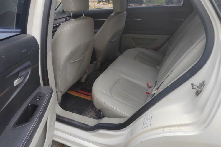 Used BAIC Senova D50 2014 1.5L manual comfort version Left Rear Seat