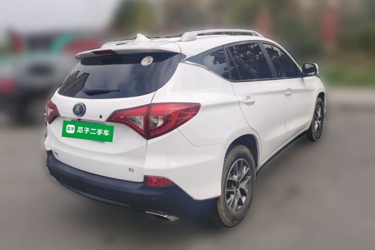 Used BYD Song 2017 Gaishi Upgrade Edition 1.5TI Manual Elite Model