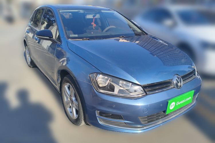 Used Volkswagen Golf 2017 1.6L Automatic Comfort Million-Vehicle Anniversary Edition
