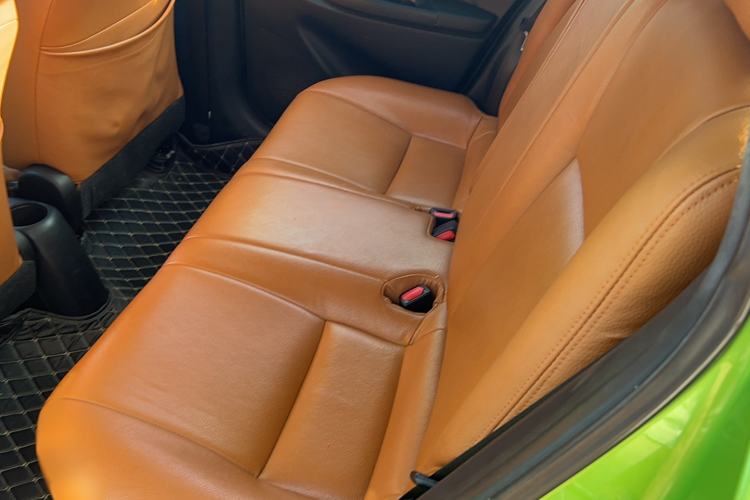 Used Toyota YARiS L Zhi Xuan 2014 1.3E Automatic Charm Edition
