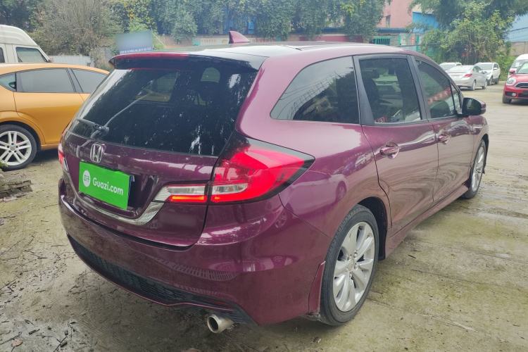 Used Honda Jade 2017 1.8L automatic Comfort version 5 seats
