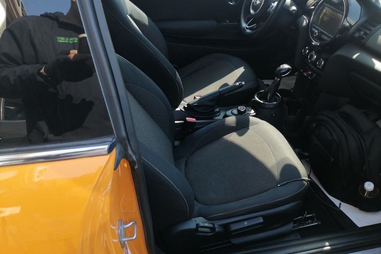 Used MINI 2014 1.5T COOPER Fun
