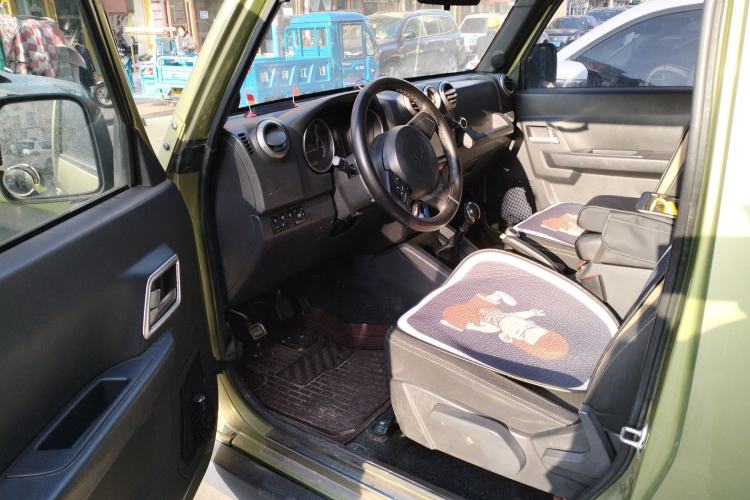 Used BAIC Off-Road BJ40 2014 2.4L Manual Cross-Country Edition Driver Seat