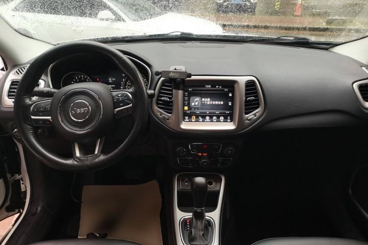 Used Jeep Compass 2017 200T Automatic Family Edition