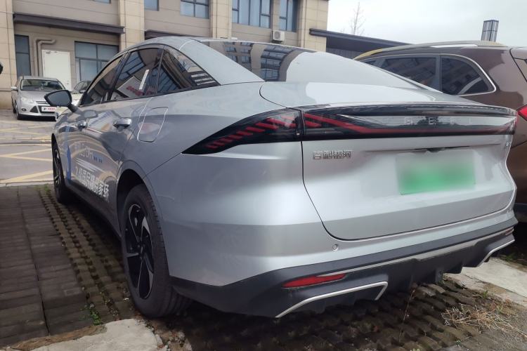 Used Geely Galaxy L6 2025 EM-i 140km Starship Edition