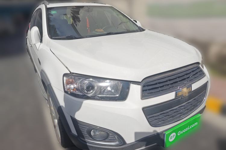 Used Chevrolet Captiva 2015 2.4L 4x4 Flagship Edition 7-Seater