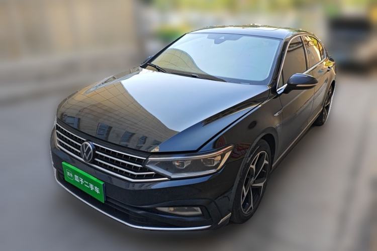 Used Volkswagen Magotan 2023 2 Million Units Commemorative Edition 330TSI DSG Luxury Version Guazi used car, China used car export, Used car for sale, Used  cars, Cheapest cars for sale
