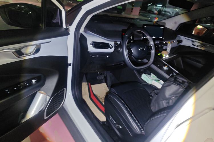 Used Geometry C 2020 Selected Range Edition 550 KM C++ Driver Seat