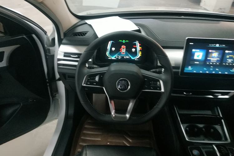 Used BYD Qin Pro New Energy 2019 DM Super Edition 1.5TI Automatic Smart Connect X-Trail Model China VI Standard Steering Wheel