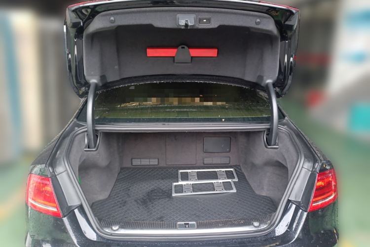 Used Audi A8 2012 A8L 50 TFSI quattro Comfort model