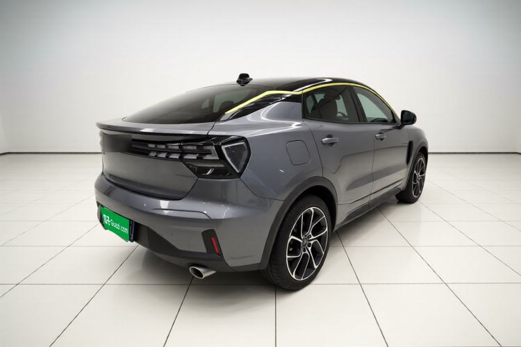 Used Lynk & Co 05 2020 2.0TD Two-Wheel Drive Shine Halo Rear Right 45 Deg