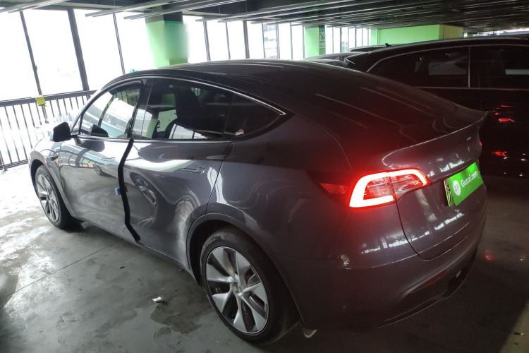 Used Tesla Model Y 2022 Long-Range All-Wheel-Drive Version Rear Left 45 Deg