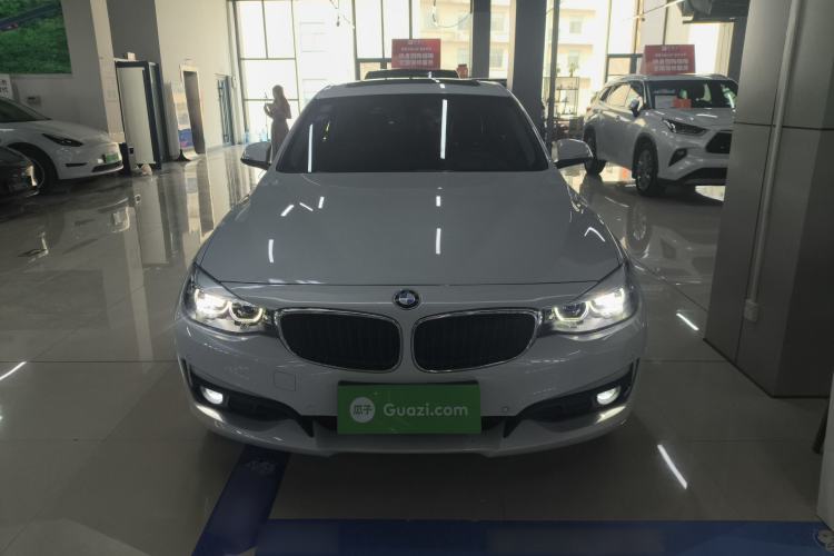 Used BMW 3 Series GT 2018 320i Sport Edition

