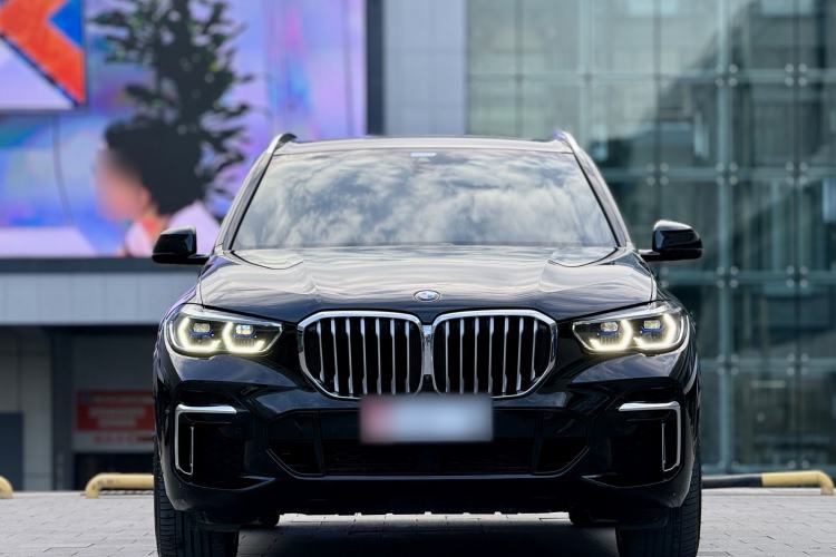 Used BMW X5 2022 xDrive 40Li M Sport Package
